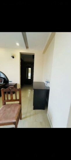 4 BHK + Servant Room Builder Floor For Rent in Sector 52