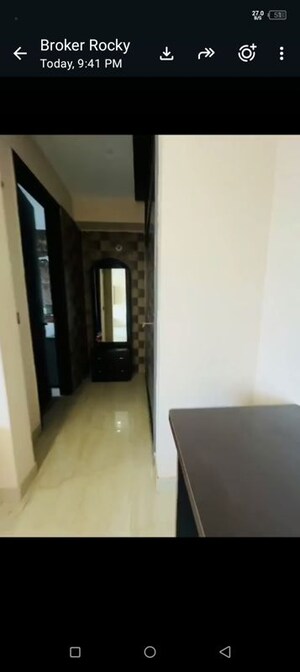 Building Lobby in 4 BHK Builder Floor at Sector 52 – for Rent