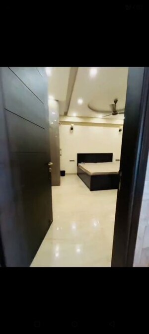 Bathroom in 4 BHK Builder Floor at Sector 52 – for Rent