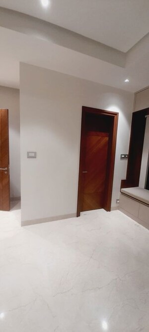 Room in 3 BHK Apartment at Aparna One, Shaikpet – for Sale