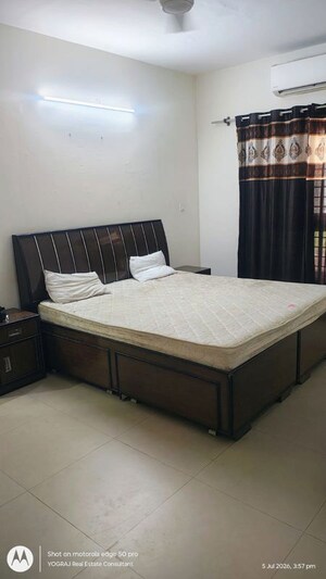 Bedroom in 2 BHK Apartment at Sector 88 – for Rent