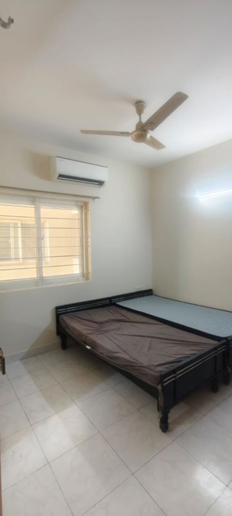 Room, mantri-celestia 2 Bedroom 950 Sq.Ft. Apartment In Gachibowli Hyderabad 10520383