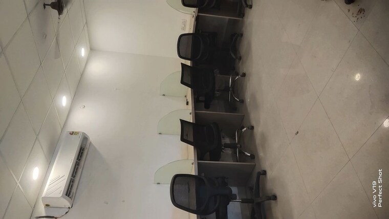 undefined, nirmala-dhawa-paradise Commercial Office Space 1300 Sq.Ft. In Vibhuti Khand Lucknow 10520400