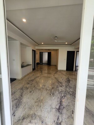 Room in 3 BHK Apartment at Anaa Signature, Koramangala – for Rent