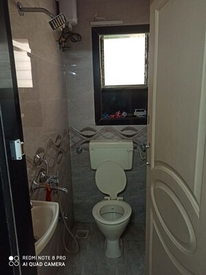 Bathroom in 1 BHK Apartment at Sher E Punjab, Andheri East – for Rent