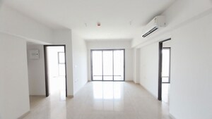Room in 3 BHK Apartment at Lodha New Cuffe Parade, Wadala – for Rent