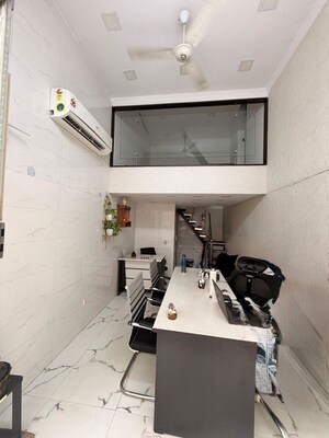  Office Space For Rent in Lajpat Nagar