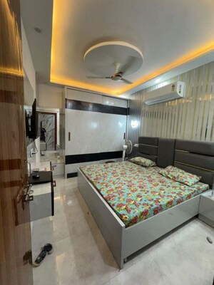 Bedroom in 3 BHK Builder Floor at Nawada – for Rent