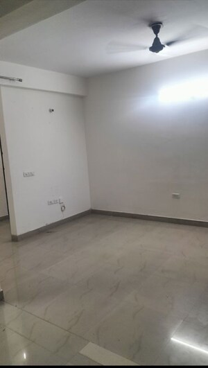Room in 3 BHK Apartment at SRS Royal Hills, Sector 87 – for Rent