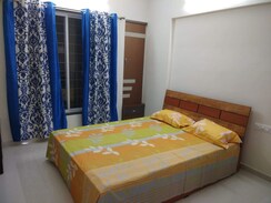 2 BHK + Pooja Room,Servant Room,Extra Room Apartment For Rent in Keshav Nagar