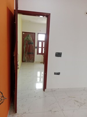 Room in 1 BHK Builder Floor at Huda – for Rent