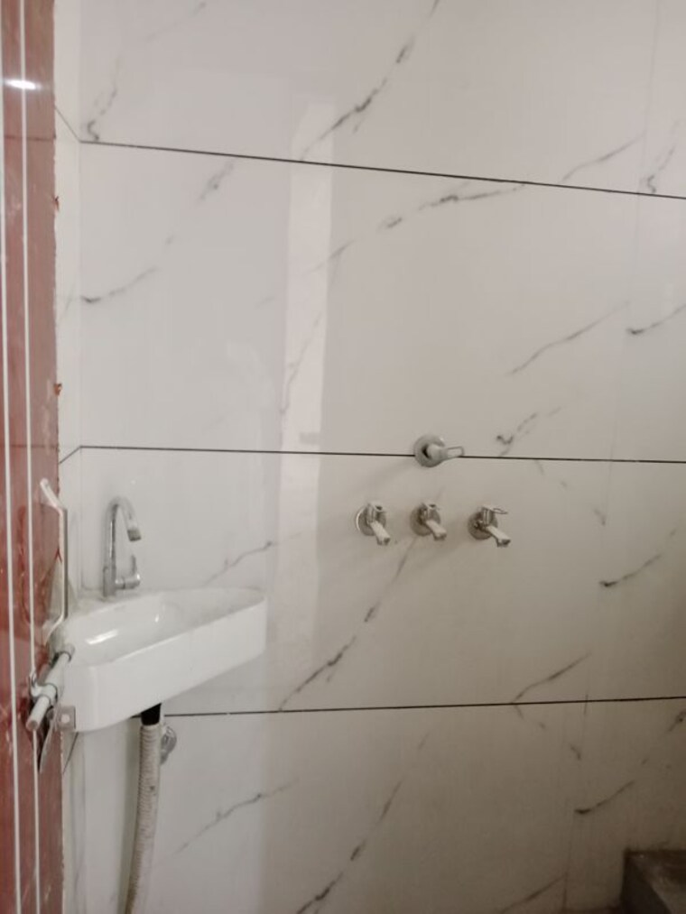 Bathroom, huda 1 Bedroom 753 Sq.Ft. Builder Floor In Huda Panipat 10520504