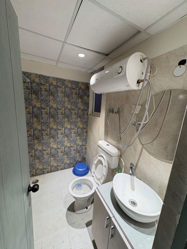 Bathroom, signature-the-millennia-2 1 Bedroom 700 Sq.Ft. Apartment In Sector 37d Gurgaon 10520542