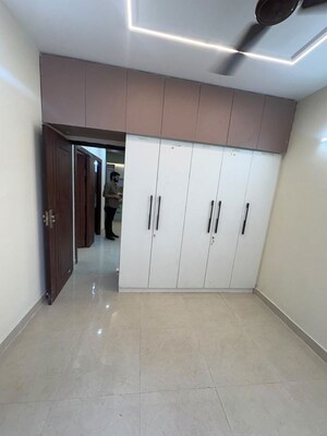 Room in 2 BHK Apartment at Signature The Millennia 3, Sector 37d – for Rent