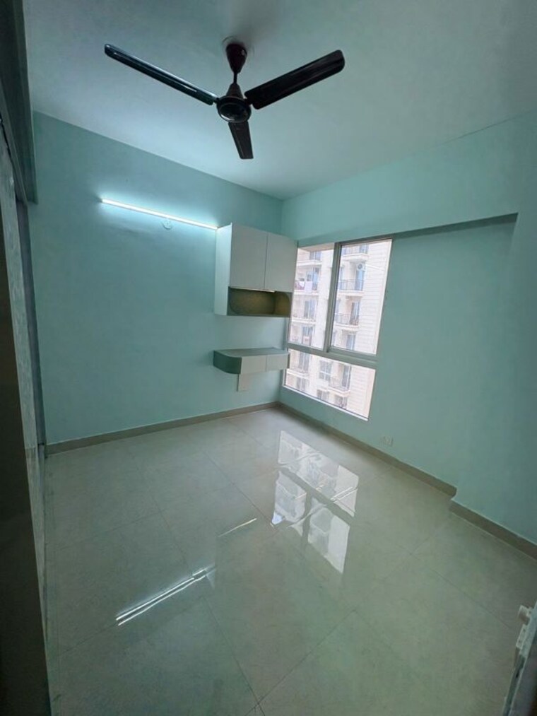 Room, signature-the-millennia-3 2 Bedroom 1000 Sq.Ft. Apartment In Sector 37d Gurgaon 10520554