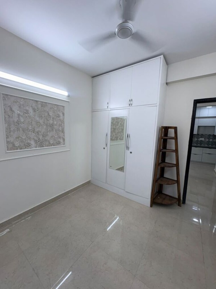 Room, signature-the-millennia-3 2 Bedroom 1000 Sq.Ft. Apartment In Sector 37d Gurgaon 10520558