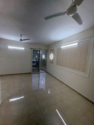 Room in 2 BHK Apartment at Signature The Millennia 3, Sector 37d – for Rent