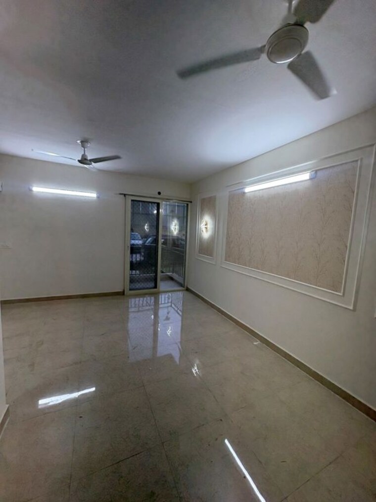 Room, signature-the-millennia-3 2 Bedroom 1000 Sq.Ft. Apartment In Sector 37d Gurgaon 10520558