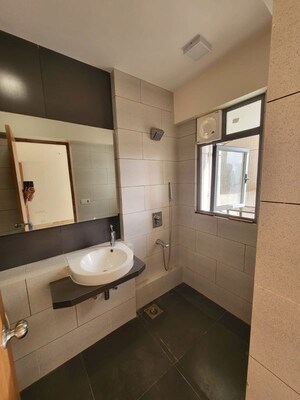 Kitchen in 3.5 BHK Apartment at Wadhwa Imperial Heights, Goregaon West – for Rent