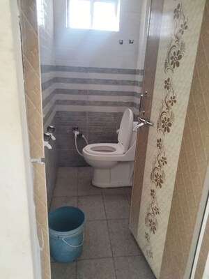 Bathroom in 1 BHK Builder Floor at Bhiknoor – for Rent