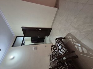 Living Room in 2.5 BHK Builder Floor at Mayur Vihar – for Rent