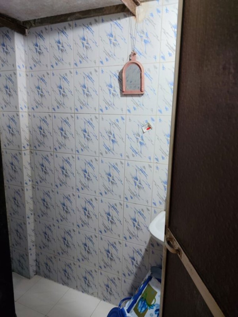 Bathroom, shree-sai-ganesh-chs-andheri-east 1 RK 280 Sq.Ft. Apartment In Andheri East Mumbai 10520640