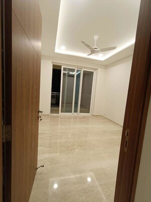 4 BHK Builder Floor For Rent in Sector 21