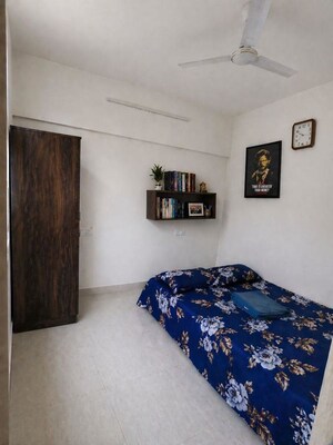 Bedroom in 2 BHK Apartment at Sheth Auris Bliss, Malad West – for Rent