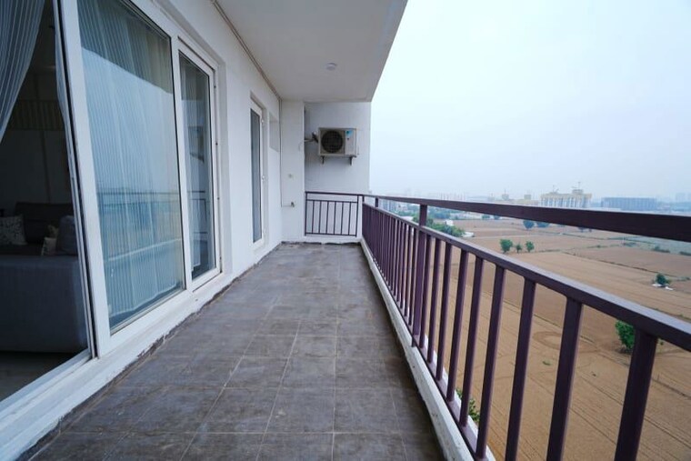 Balcony, umang-winter-hills 3 Bedroom 1616 Sq.Ft. Apartment In Sector 77 Gurgaon 10520709