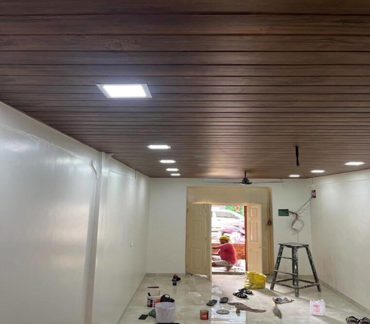 Team Area, dadar east Commercial Office Space 250 Sq.Ft. In Dadar East Mumbai 10520711