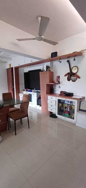 Team Area in 3 BHK Apartment at Ozone Valley, Kalwa – for Sale