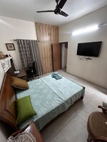 3 BHK + Servant Room 180 Sq.Ft. Builder Floor in BPTP District