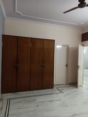 4 BHK Builder Floor For Rent in Sector 21