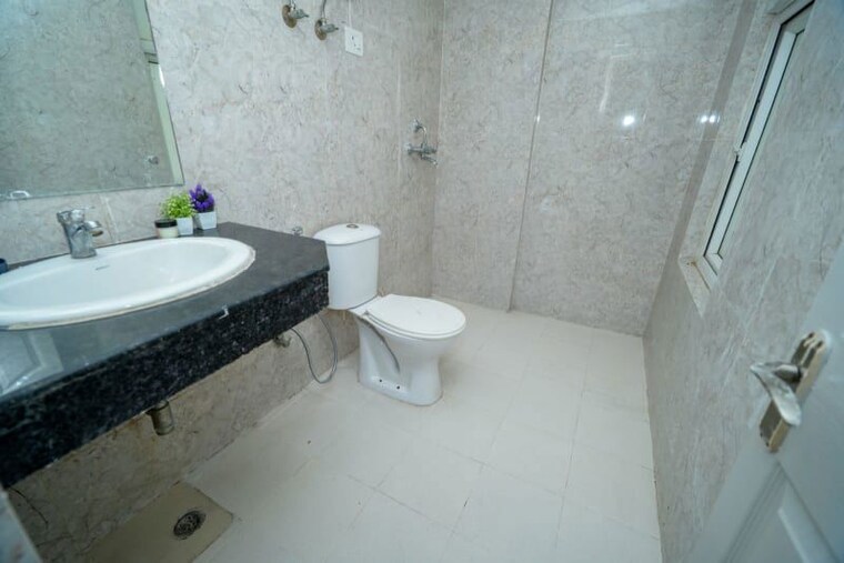 Bathroom, mapsko-royale-ville 3.5 Bedroom 1790 Sq.Ft. Apartment In Sector 82 Gurgaon 10520737