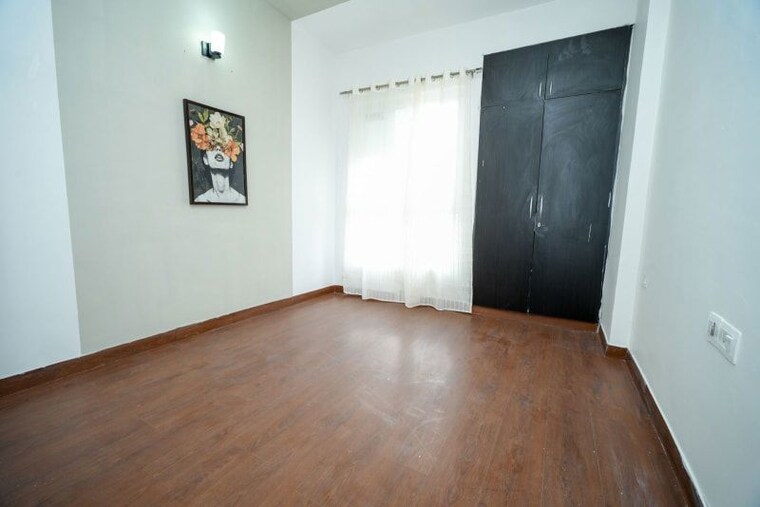 Room, mapsko-royale-ville 3.5 Bedroom 1790 Sq.Ft. Apartment In Sector 82 Gurgaon 10520737