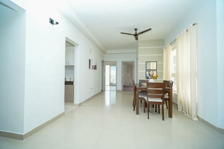 Living Room, mapsko-royale-ville 3.5 Bedroom 1790 Sq.Ft. Apartment In Sector 82 Gurgaon 10520737
