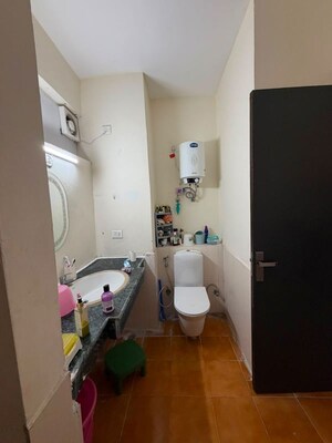 Bathroom in 3 BHK Apartment at Jaypee Greens Kosmos, Sector 134 – for Rent