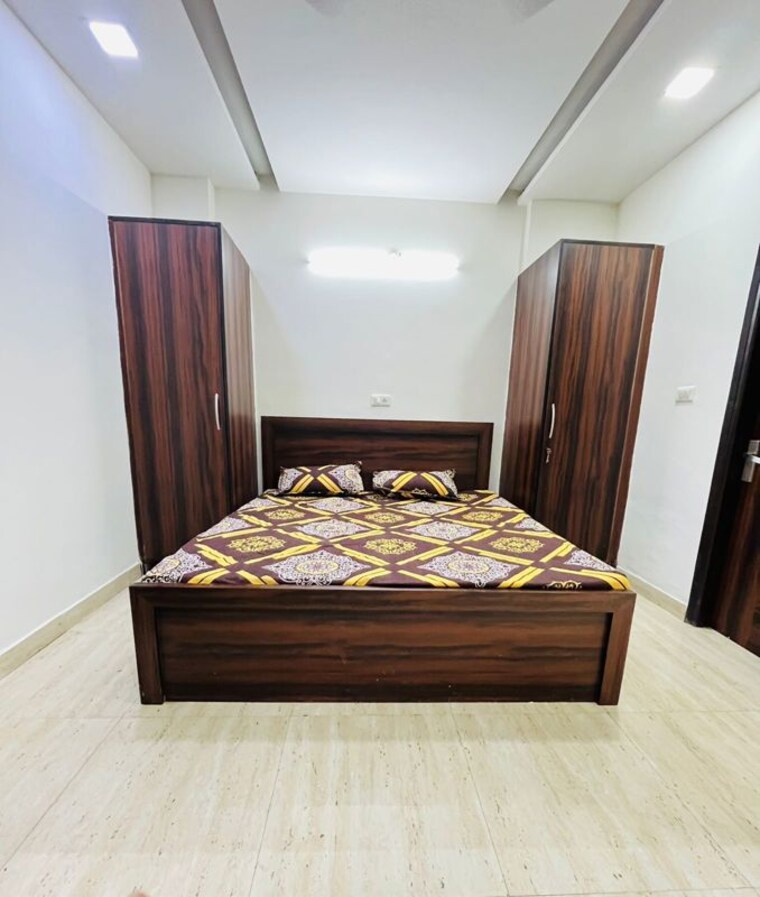Bedroom, sector 22 2 Bedroom 160 Sq.Yd. Builder Floor In Sector 22 Gurgaon 10520769