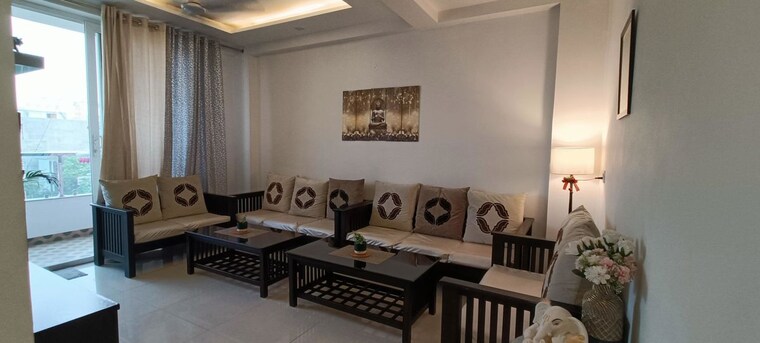 Living Room, sector 22 3 Bedroom 1600 Sq.Ft. Builder Floor In Sector 22 Gurgaon 10520762