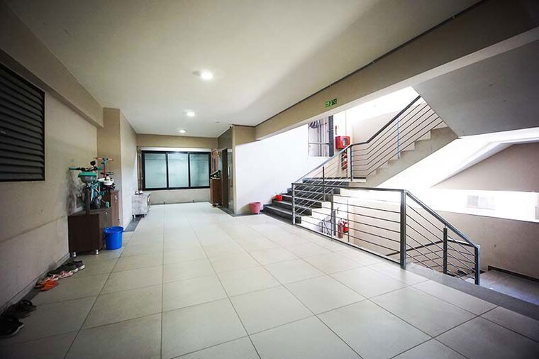Balcony, shilaj 2 Bedroom 140 Sq.Yd. Apartment In Shilaj Ahmedabad 10520768