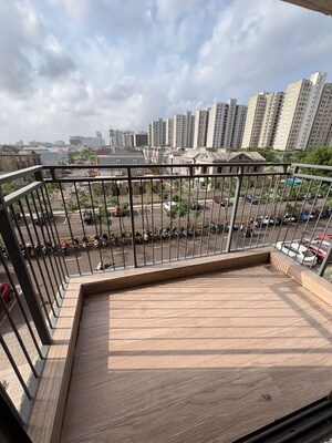 2 BHK Apartment For Sale in Lodha Palava Aurelia, Dombivli East