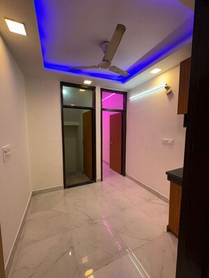 Room in 1 BHK Builder Floor at Govindpuri – for Rent