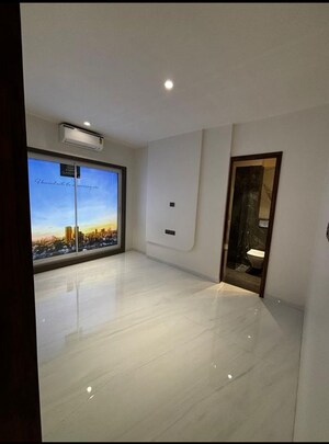 Master Bedroom in 3 BHK Apartment at Kabra Garnet, Malad West – for Rent