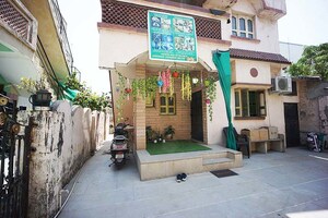 Living Room in 4 BHK Independent House at Nava Naroda – for Sale