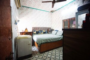 Bedroom in 4 BHK Independent House at Nava Naroda – for Sale