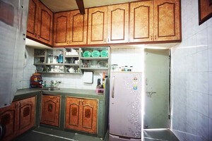 Furnished Amenities in 4 BHK Independent House at Nava Naroda – for Sale