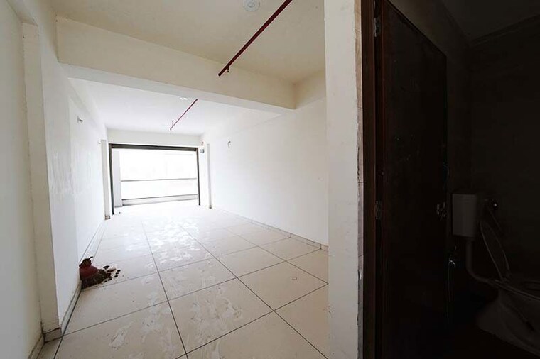 Bathroom, nava naroda Commercial Shop 750 Sq.Yd. In Nava Naroda Ahmedabad 10520861