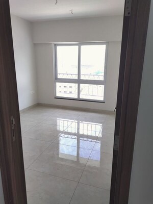 Room in 2 BHK Apartment at Gera World of Joy, Kharadi – for Rent