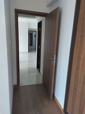 Room in 2 BHK Apartment at Gera World of Joy, Kharadi – for Rent