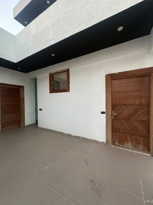 Room in 2 BHK Apartment at Ace Golfshire, Sector 150 – for Rent
